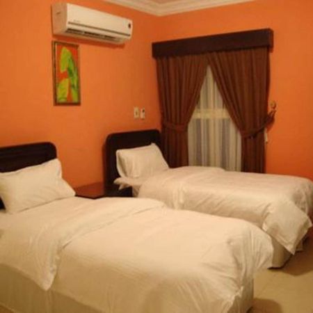 Villa Hotel Apartments Al Khobar Exterior photo