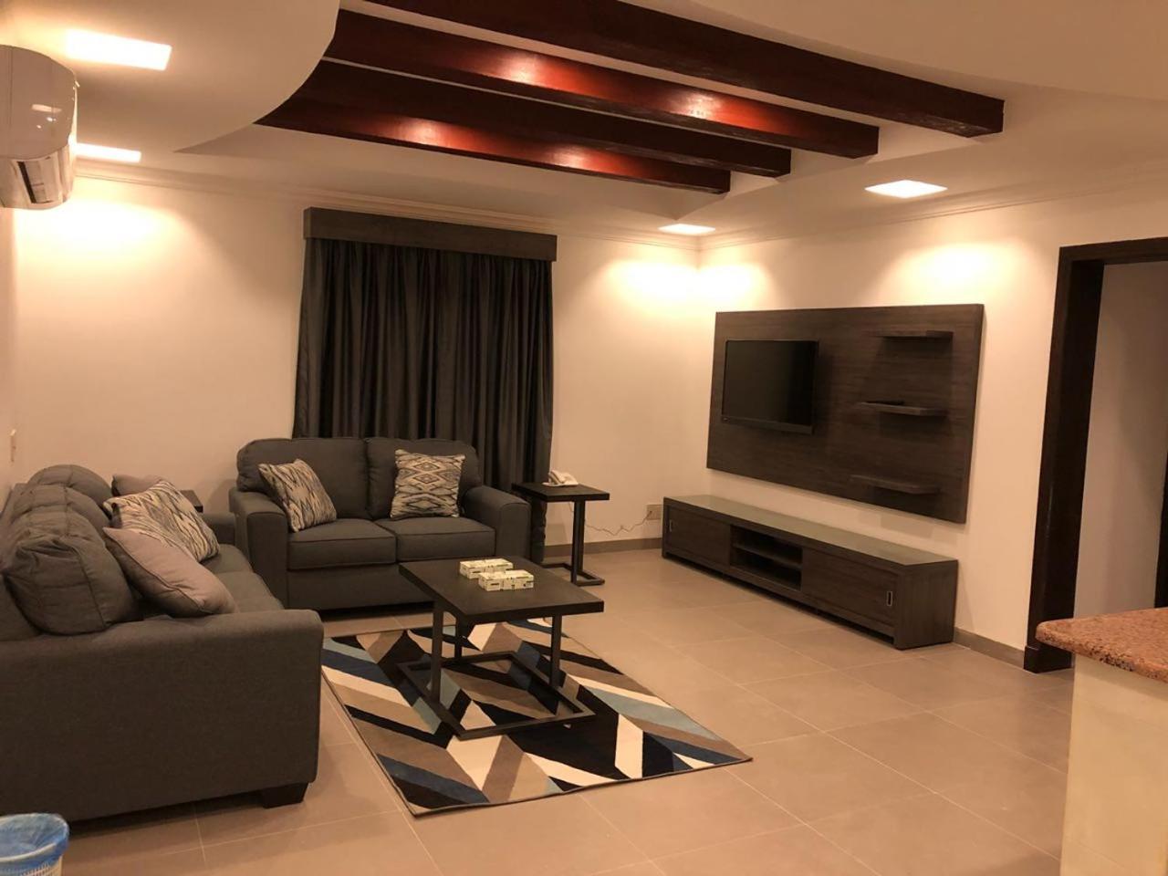 Villa Hotel Apartments Al Khobar Exterior photo